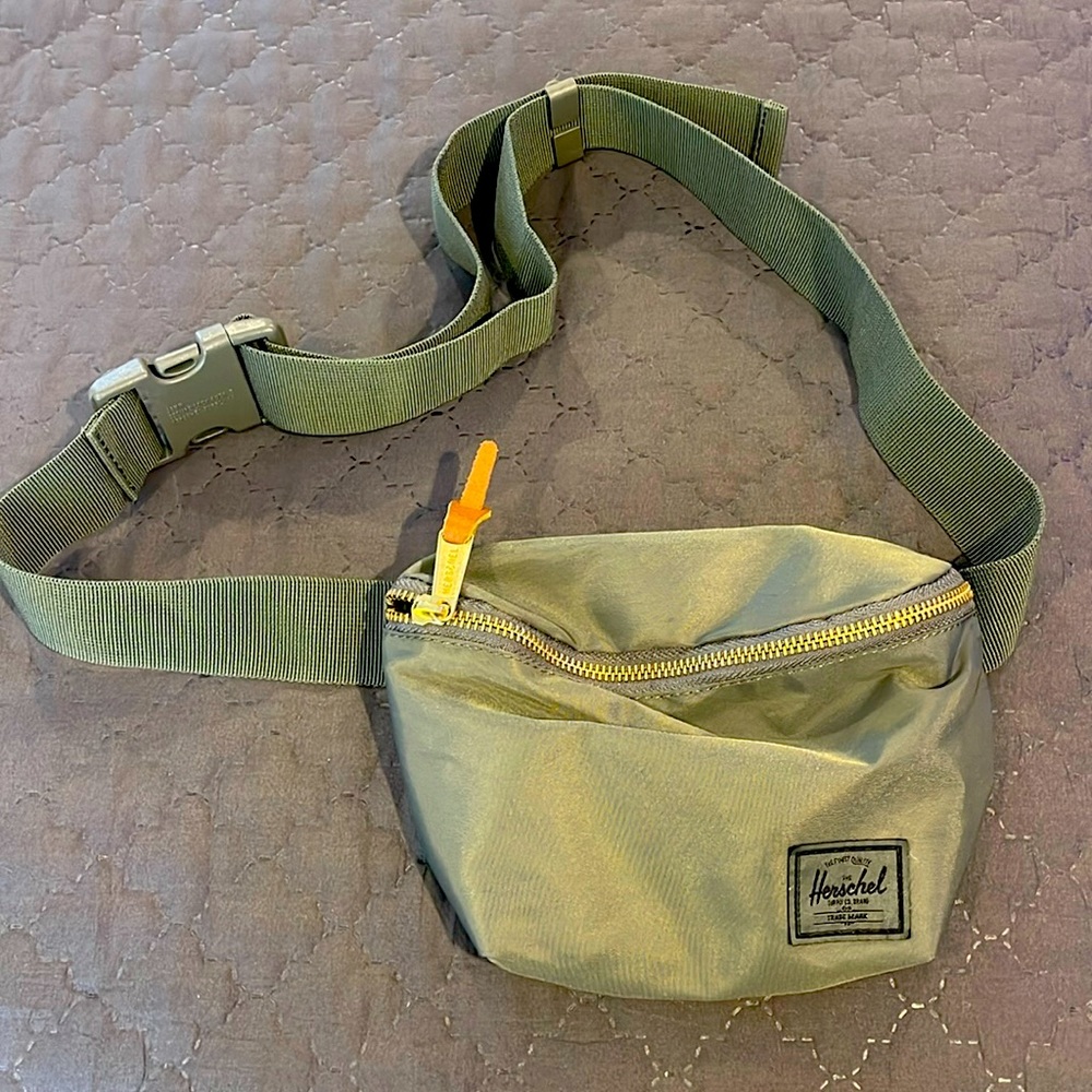Herschel Fanny Pack